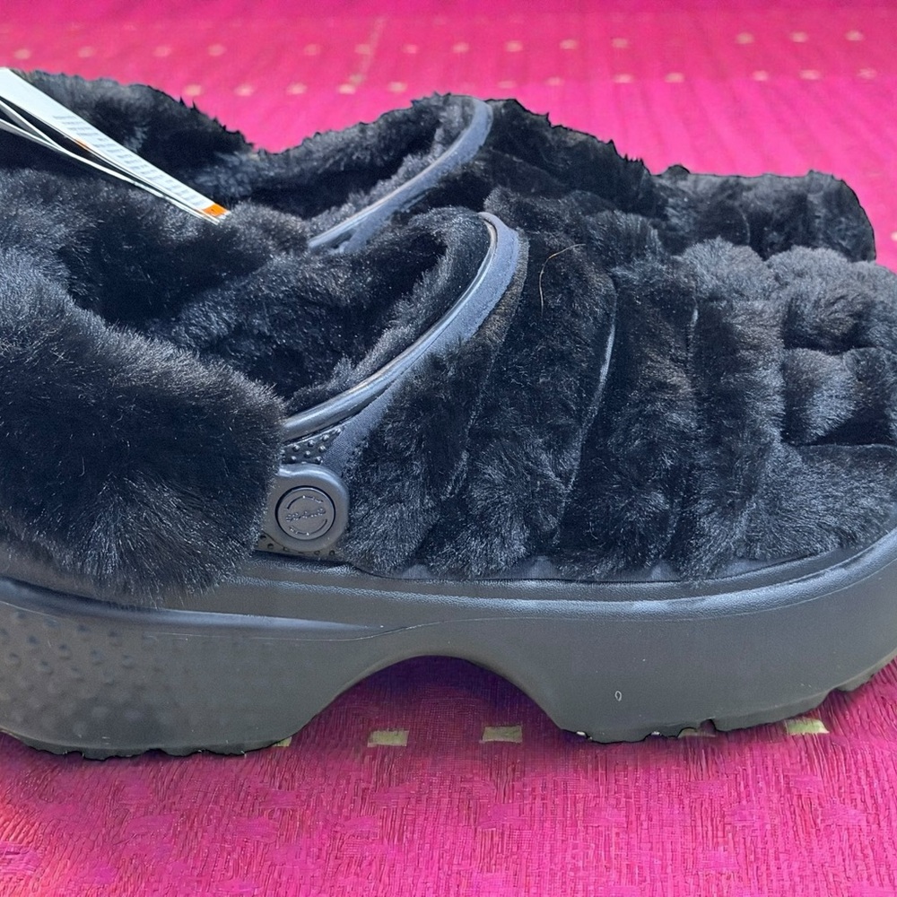 Crocs Stomp Quilted Lined Clogs Black - Men's Sz 12 - Women's Sz 14 NWT / NWOB